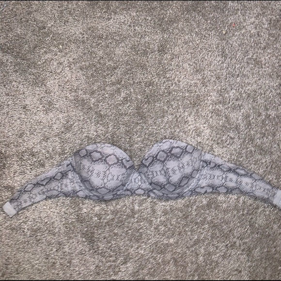 Vassarette Gray & White bra size 36B - Picture 3 of 6